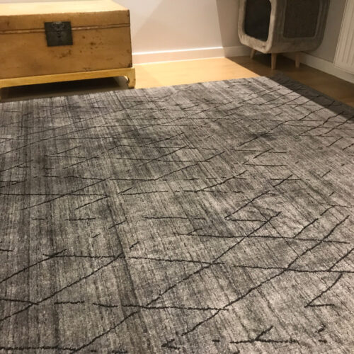 Modern Rugs, MQ-21 Charcoal