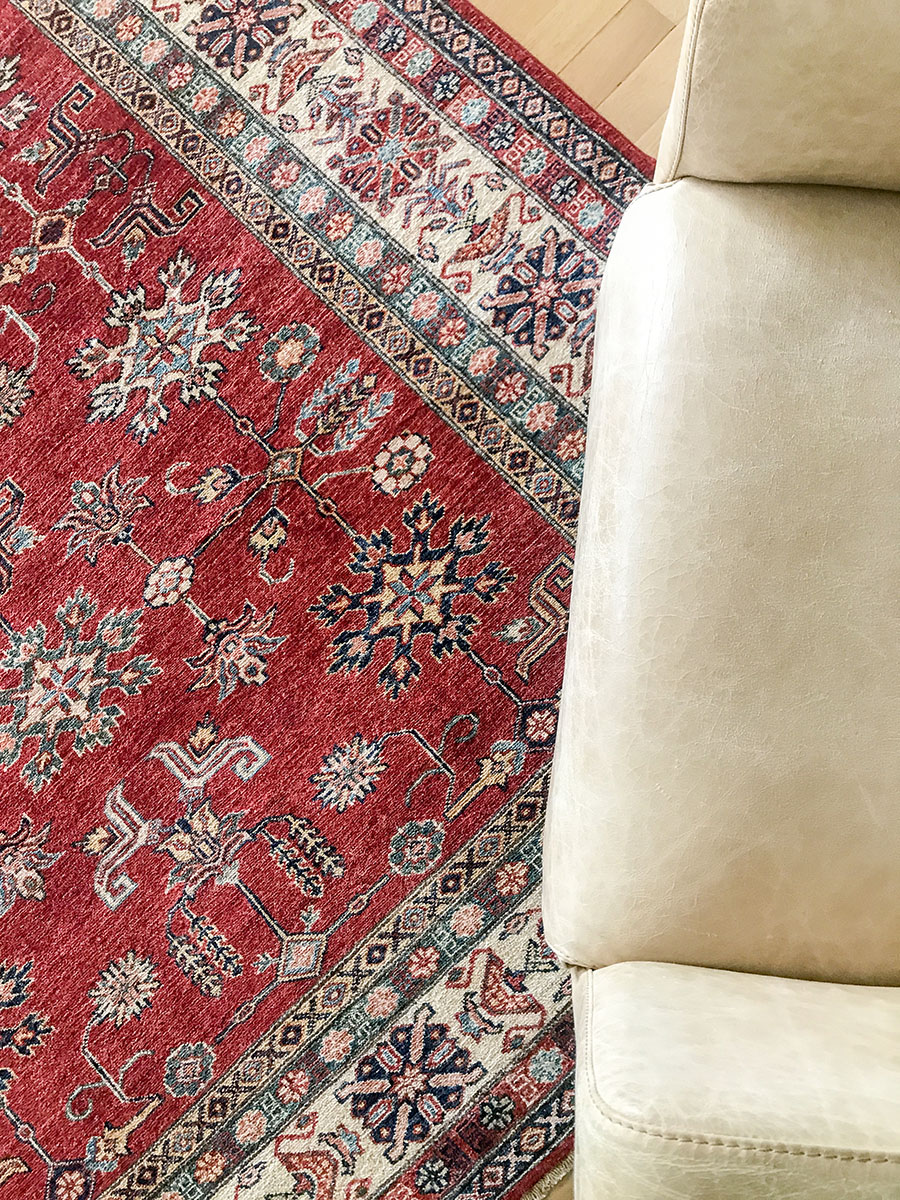 Geometrical Kazak rugs, Royal Red/Beige
