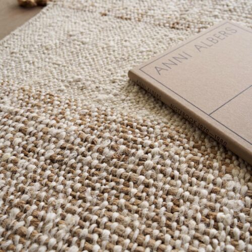 Botanica kilim 200638